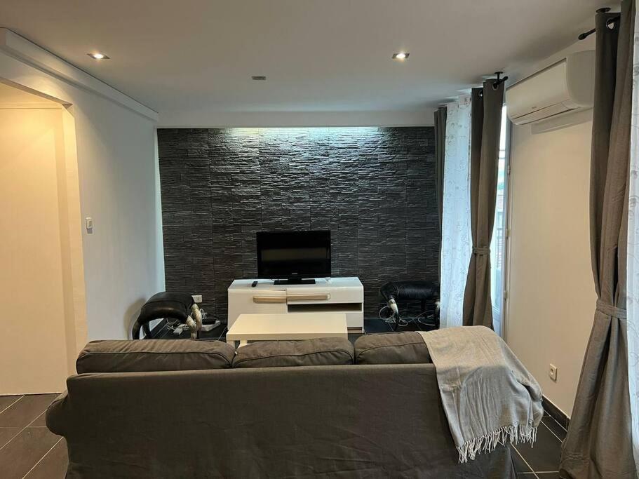 Grand Appartement Climatise Et Fonctionnel Marsiglia Esterno foto