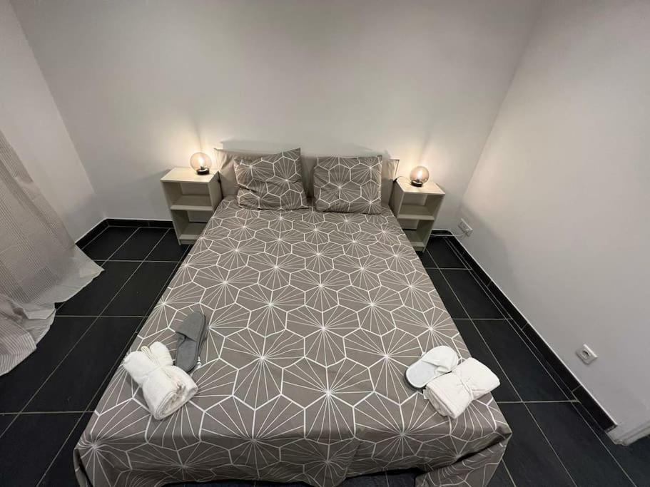Grand Appartement Climatise Et Fonctionnel Marsiglia Esterno foto
